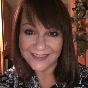 Meet your Posher, Carla